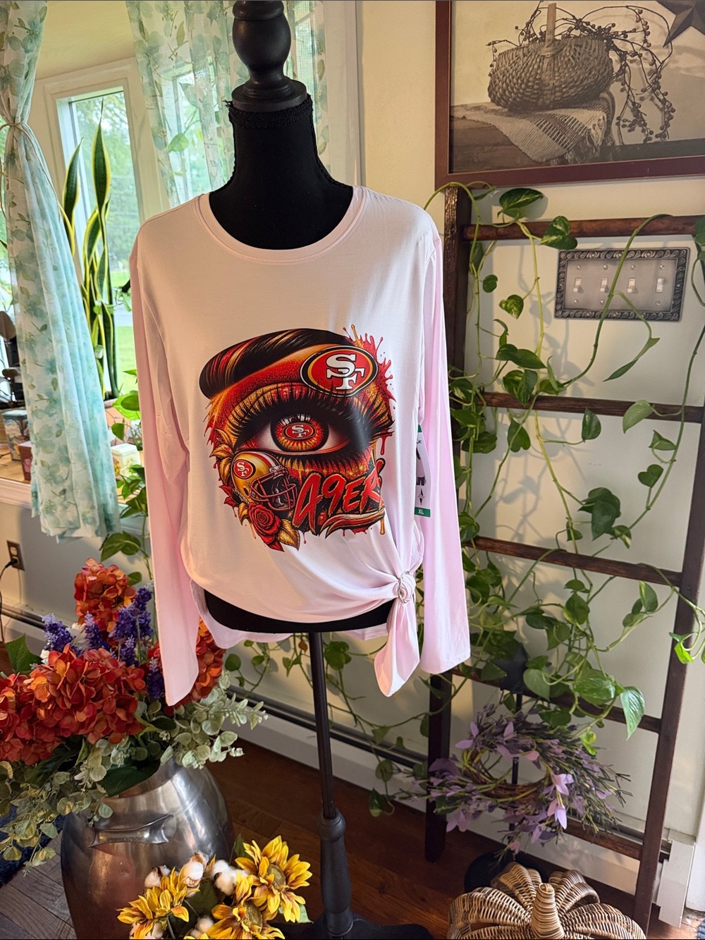 Skechers Light Pink Long Sleeve Graphic Tee - 49ers Eye Design